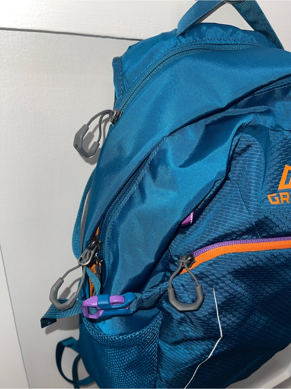 Gregory teal daypack with orange and purple accents - Picture 3 of 6